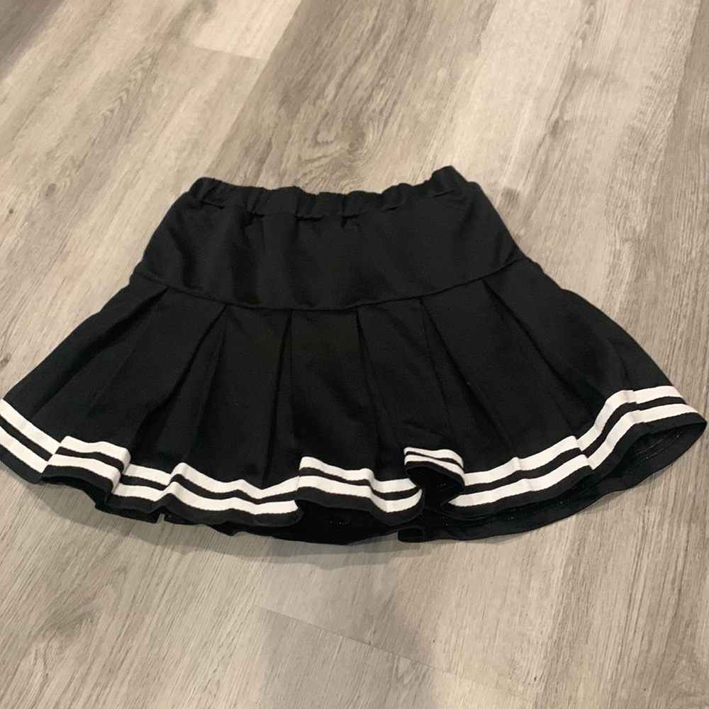 Black skirt